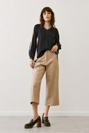 FIGARO μπεζ leather look crop παντελόνι