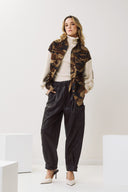 FIGARO Μαύρο loose fit faux leather look παντελόνι