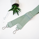 Φυστικί leather detail crossbody strap