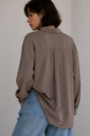 Μόκα ασύμμετρο oversized πουκάμισο