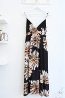 Μαύρο φόρεμα με floral print