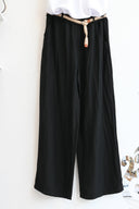 Μαύρη wide leg παντελόνα με ζώνη