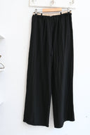Μαύρη wide leg παντελόνα με ζώνη