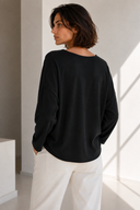 Μαύρη V-neck oversized μπλούζα