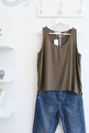 Καφέ  minimal αμάνικο lightweight top