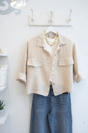 Μπεζ cropped linen shirt