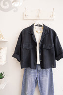 Μπλε cropped linen shirt