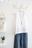 Λευκό minimal αμάνικο lightweight top