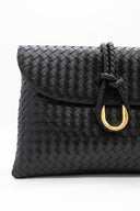 Μαύρο woven leather clutch