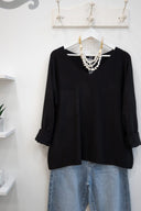 Μαύρη V-neck soft touch μπλούζα
