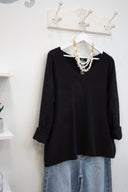 Μαύρη V-neck soft touch μπλούζα