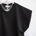 Μαύρο basic αμάνικο t-shirt
