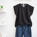 Μαύρο basic αμάνικο t-shirt
