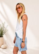 Ανοιχτό μπλε high waist denim shorts με ρεβέρ