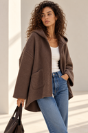 Καφέ oversized bouclé jacket με κουκούλα