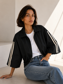 Μαύρο bomber jacket με δαντέλα
