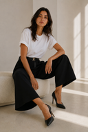 Μαύρη wide leg παντελόνα με ζώνη