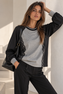 FIGARO Γκρι satin lace μπλούζα