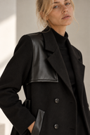 Μαύρο maxi trench coat με δερματίνη