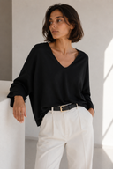 Μαύρη V-neck oversized μπλούζα
