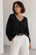 Μαύρη V-neck oversized μπλούζα